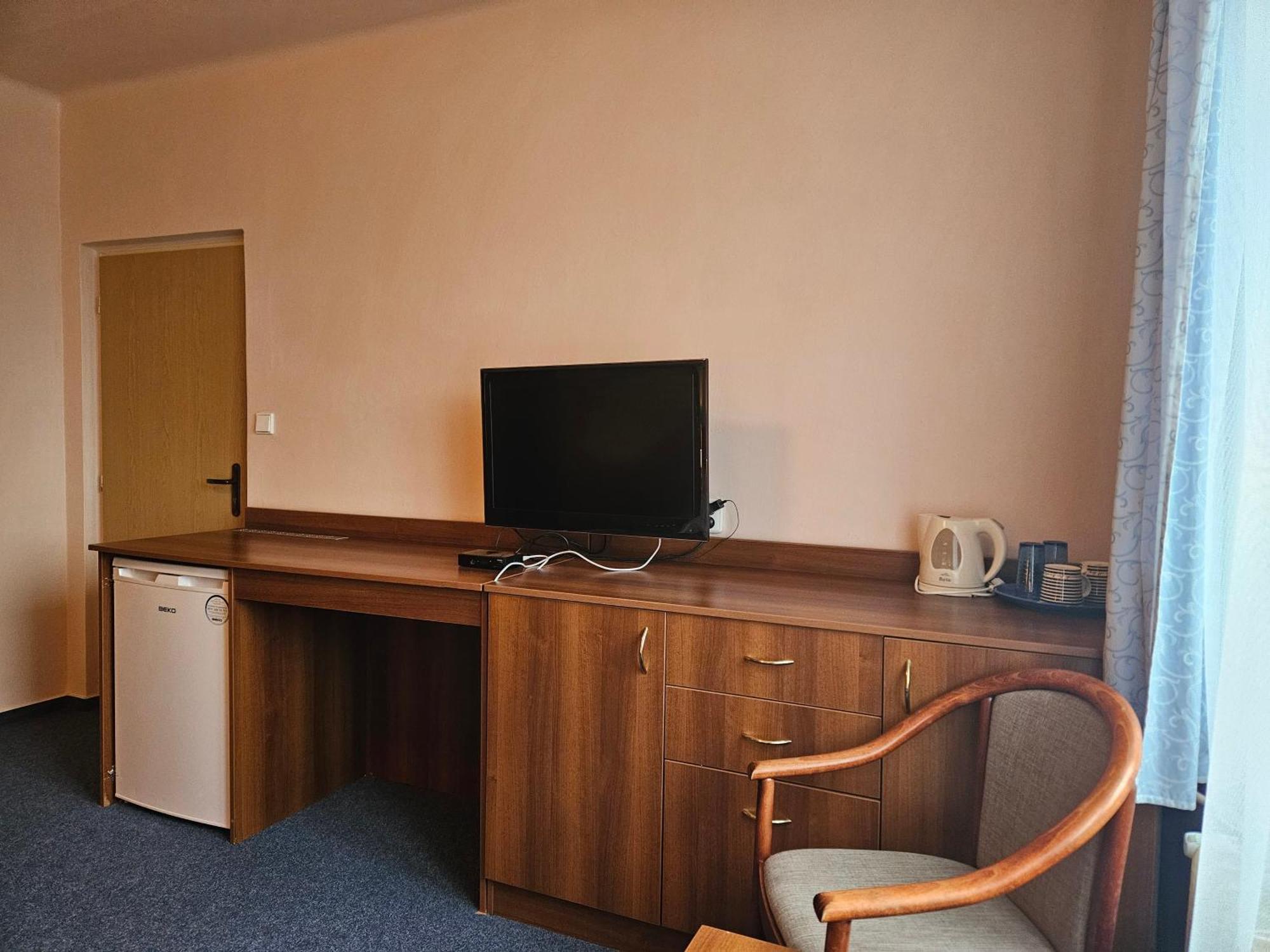 Hotel Trim Pardubice Kültér fotó