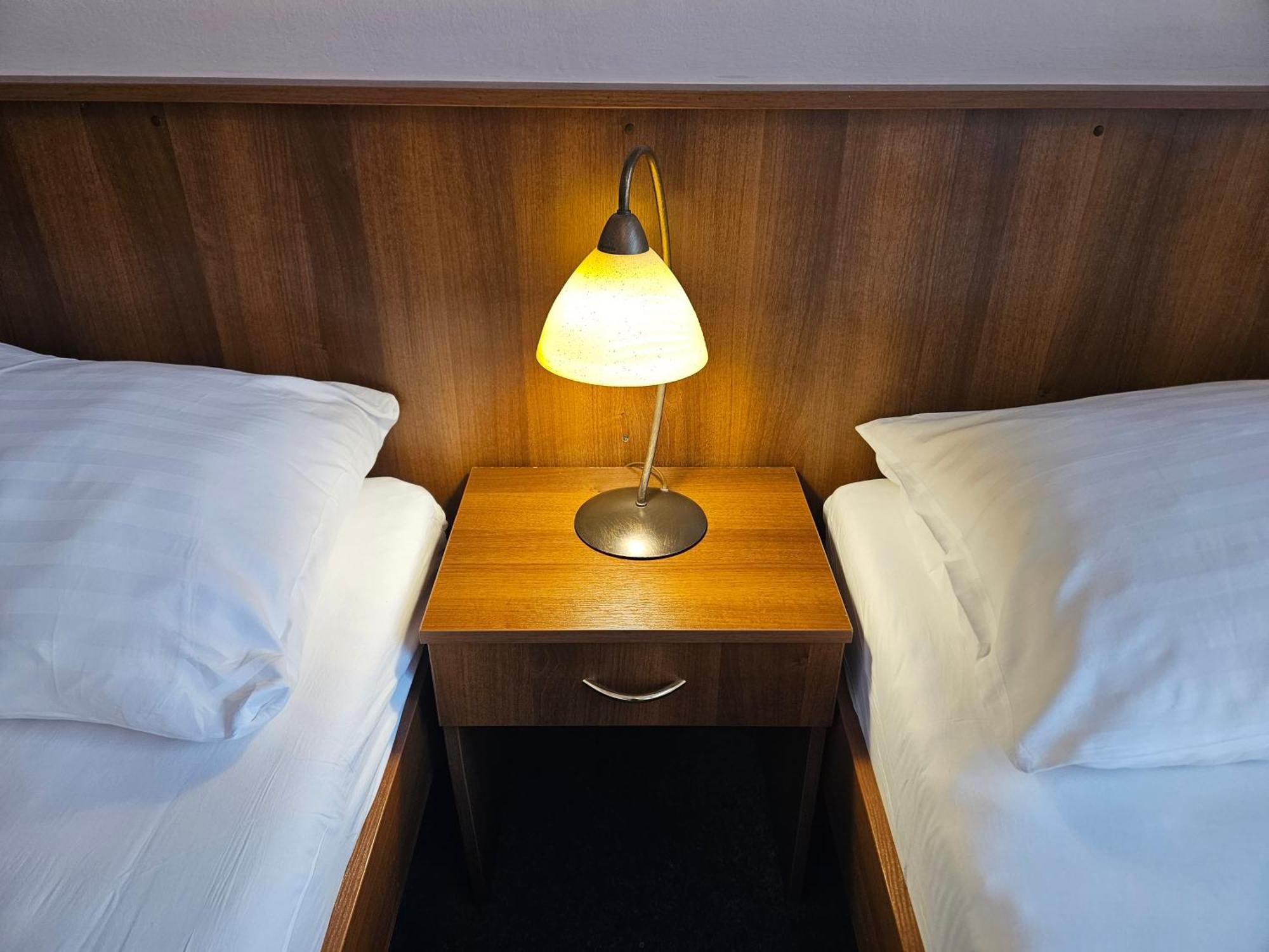 Hotel Trim Pardubice Kültér fotó