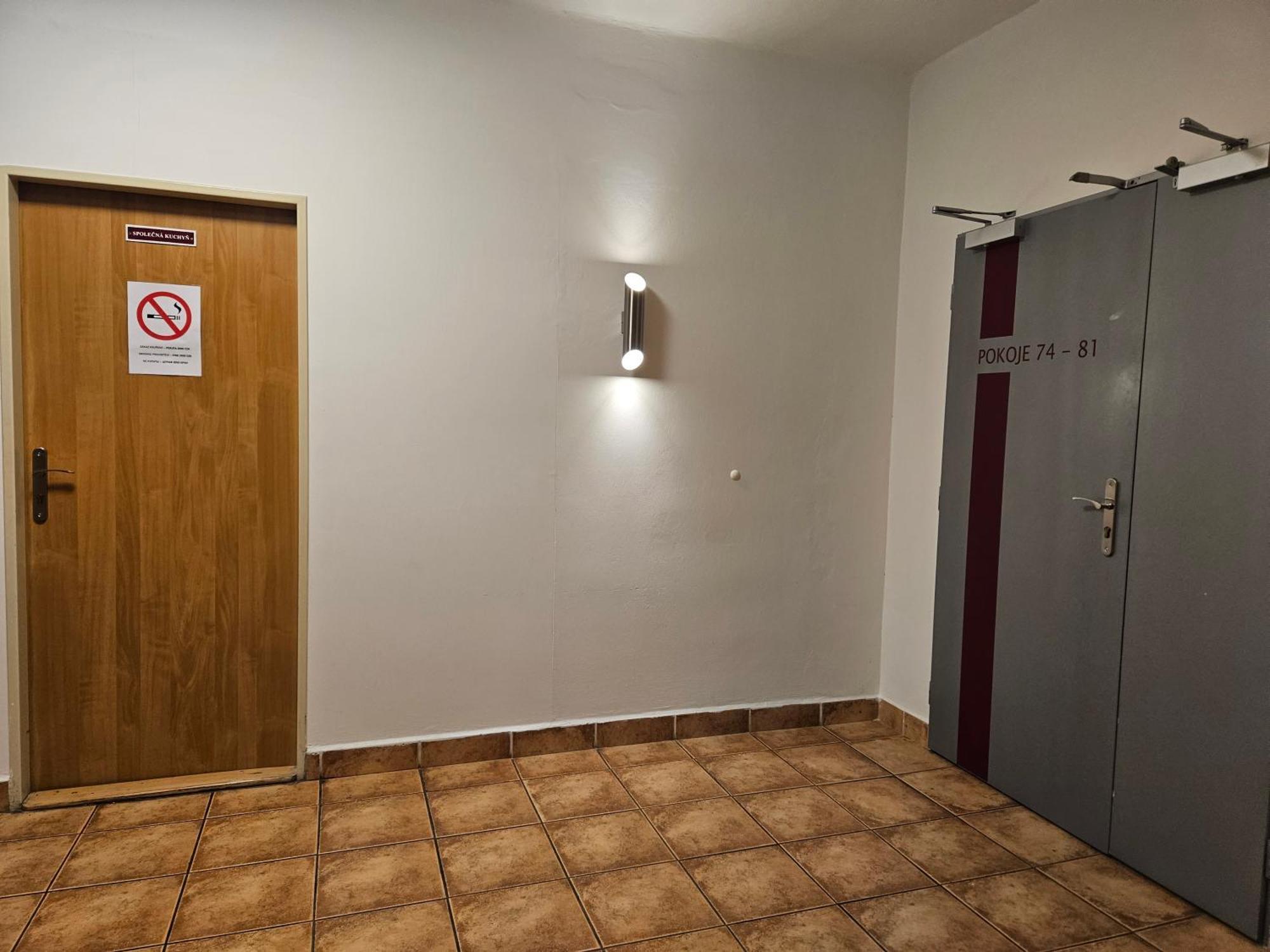 Hotel Trim Pardubice Kültér fotó
