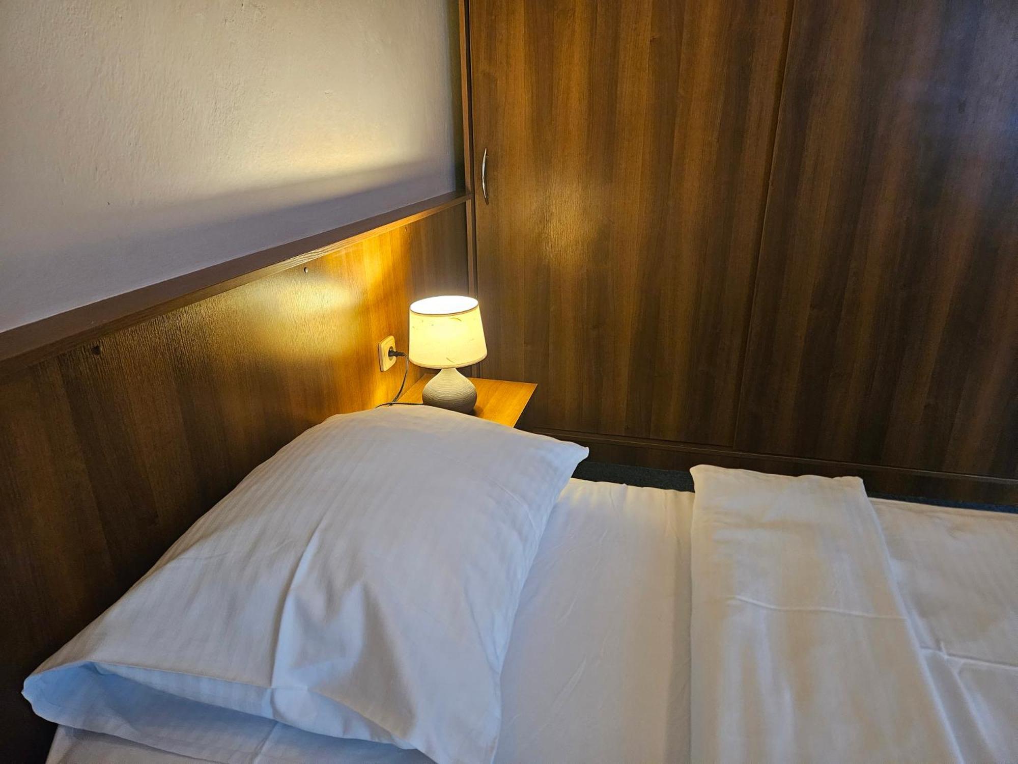 Hotel Trim Pardubice Kültér fotó